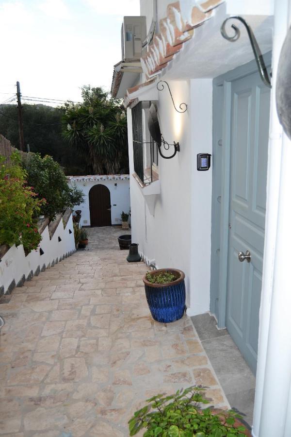 Suite Estudio Montana Torremolinos Exterior photo